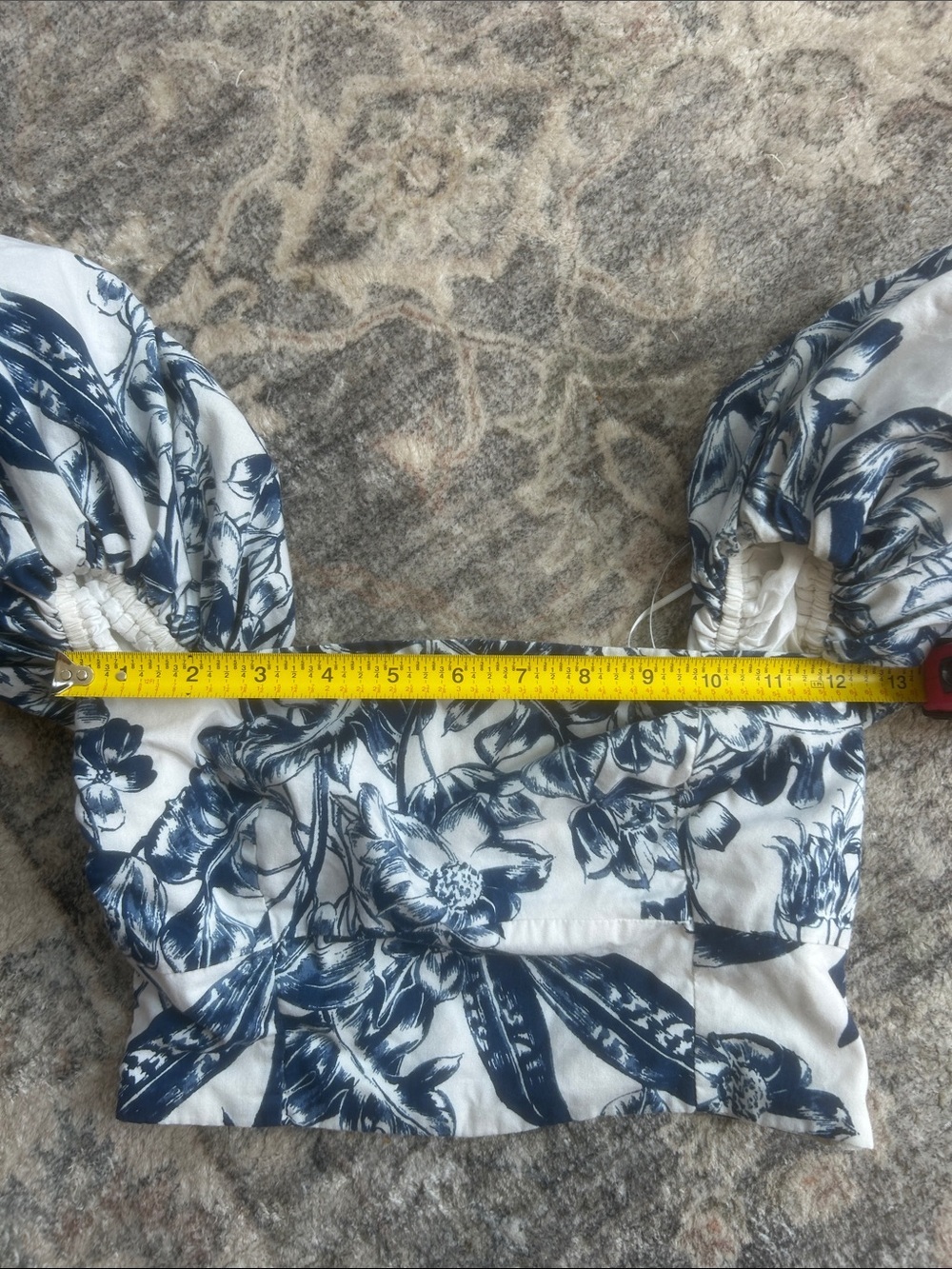 Abercrombie & Fitch Women’s Shirt Navy Blue Floral Off-Shoulder Crop Size XS - Picture 9 of 10